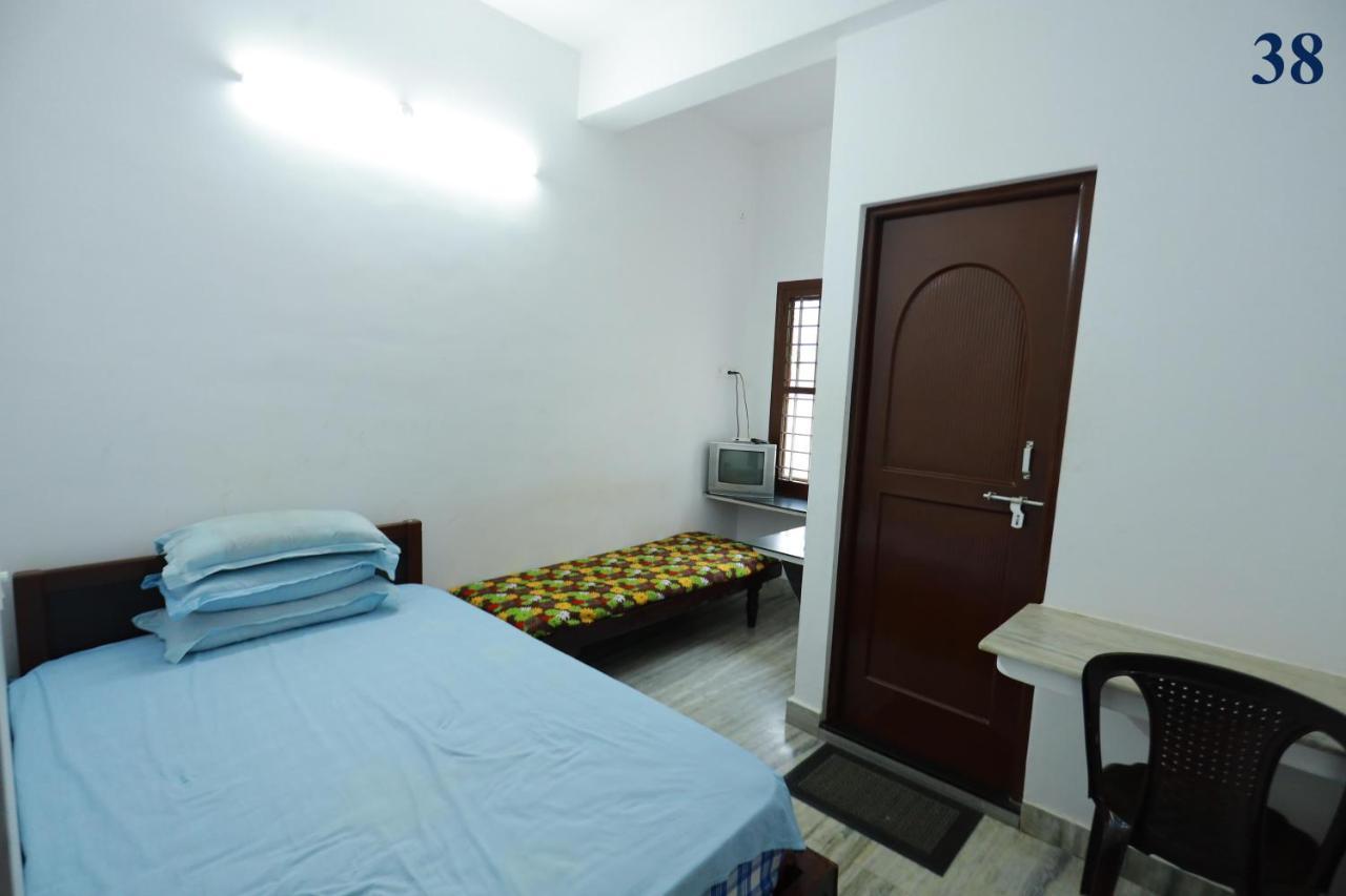 Arackal Tourist Home Tripunithura Dış mekan fotoğraf