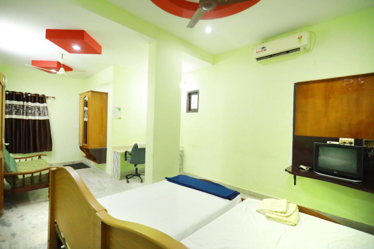 Arackal Tourist Home Tripunithura Dış mekan fotoğraf