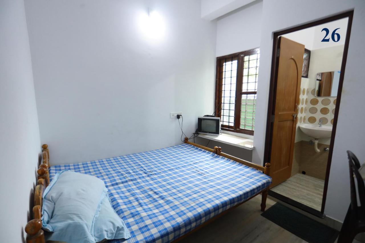 Arackal Tourist Home Tripunithura Dış mekan fotoğraf