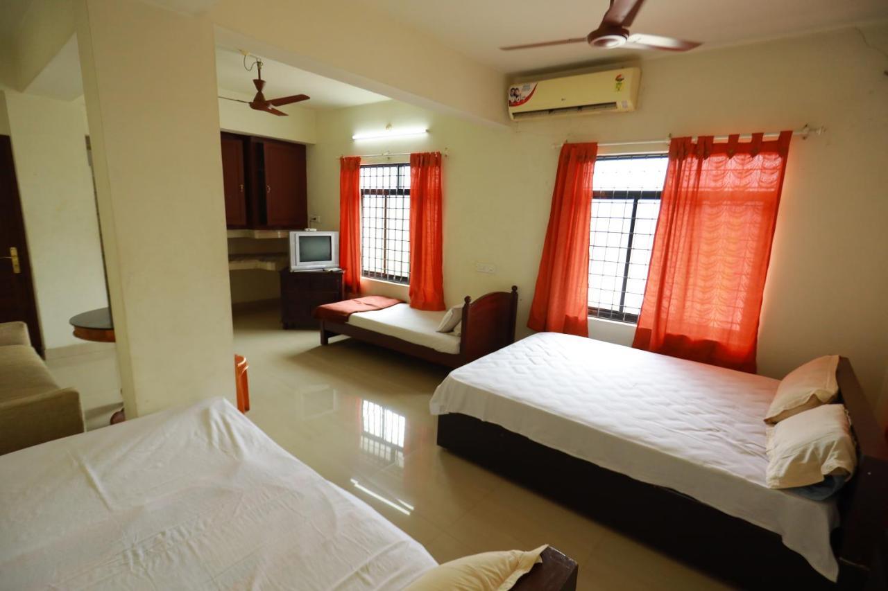 Arackal Tourist Home Tripunithura Dış mekan fotoğraf